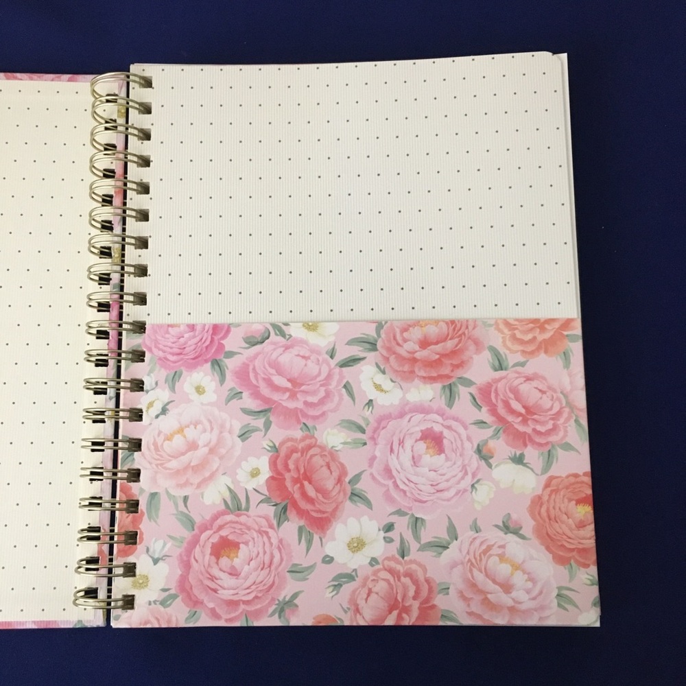 Charming Floral Notebook - Picture 4 of 6